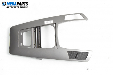 Централна конзола за Opel Zafira B Minivan (07.2005 - 14.2015)