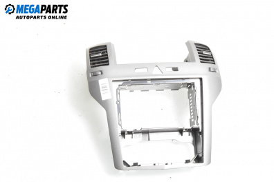 Централна конзола за Opel Zafira B Minivan (07.2005 - 14.2015)