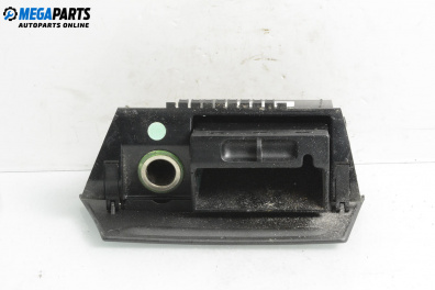 Пепелник за Ford Focus II Estate (07.2004 - 09.2012)