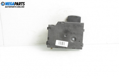 Четец с карта за Renault Clio IV Hatchback (11.2012 - 06.2019)