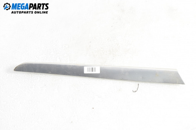 Интериорна лайсна за Audi A6 Sedan C6 (05.2004 - 03.2011), 4+1 вр., седан