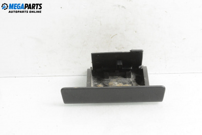 Пепелник за Peugeot 307 Station Wagon (03.2002 - 12.2009)