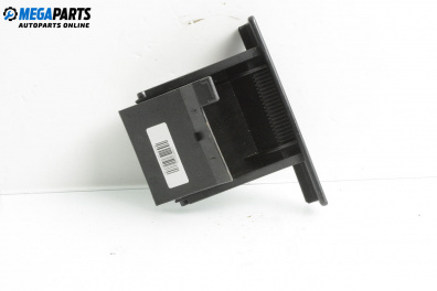 Пепелник за Peugeot 307 Hatchback (08.2000 - 12.2012)