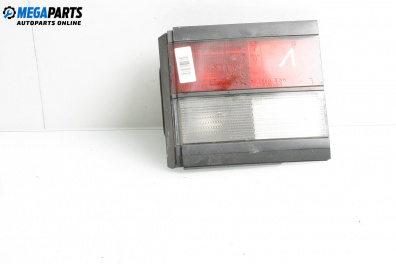 Вътрешен стоп за Volkswagen Passat II Variant B3, B4 (02.1988 - 06.1997), комби, позиция: лява