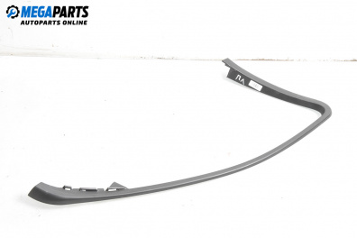 Интериорна лайсна за Mercedes-Benz C-Class Sedan (W204) (01.2007 - 01.2014), 4+1 вр., седан