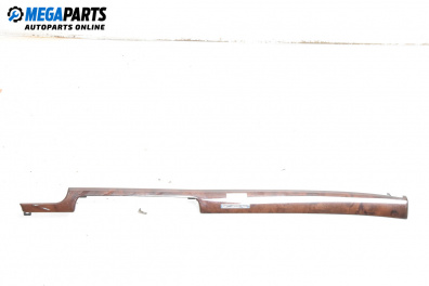 Интериорна лайсна за Audi A4 Avant B6 (04.2001 - 12.2004), 4+1 вр., комби