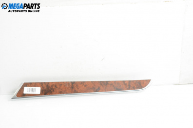 Интериорна лайсна за Audi A6 Avant C6 (03.2005 - 08.2011), 4+1 вр., комби