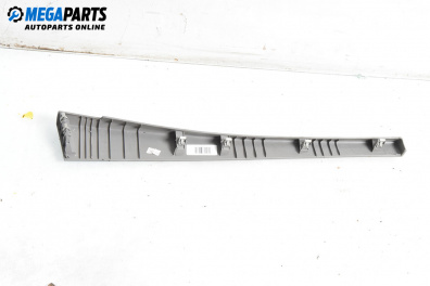 Интериорна лайсна за Renault Megane III Hatchback (11.2008 - 12.2015), 4+1 вр., хечбек