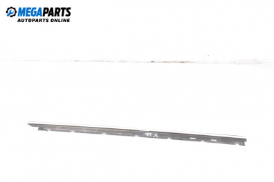 Външни лайсни за Audi A6 Avant C5 (11.1997 - 01.2005), комби, позиция: дясна