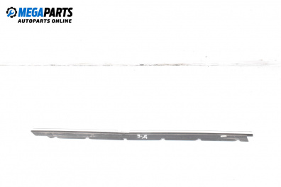 Външни лайсни за Audi A6 Avant C5 (11.1997 - 01.2005), комби, позиция: дясна