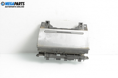 Пепелник за Audi A4 Avant B6 (04.2001 - 12.2004)