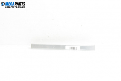 Интериорна лайсна за Volkswagen Passat V Variant B6 (08.2005 - 11.2011), 4+1 вр., комби