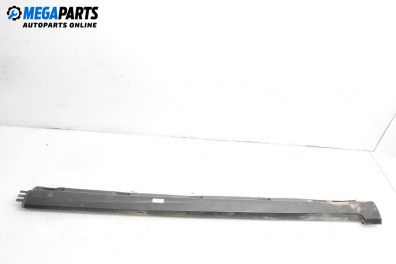 Праг за Volkswagen Passat V Variant B6 (08.2005 - 11.2011), 4+1 вр., комби, позиция: лява