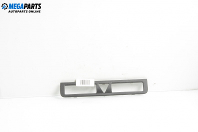 Интериорна пластмаса за Audi A3 Hatchback II (05.2003 - 08.2012), 2+1 вр., хечбек, позиция: предна