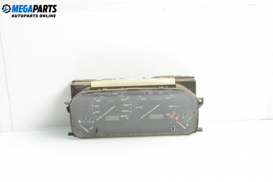 Километраж за Volkswagen Polo Variant (04.1997 - 09.2001) 1.6, 101 к.с.