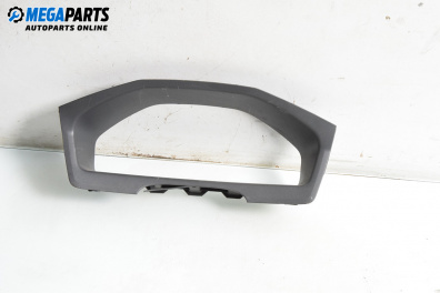 Интериорна пластмаса километраж за Volvo XC70 Cross Country I (10.1997 - 08.2007), 4+1 вр., комби