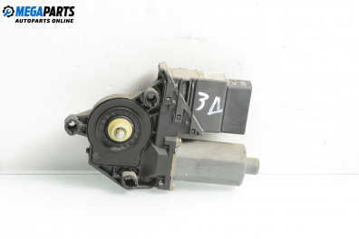 Електромотор за стъклоподемник за Volkswagen Golf IV Hatchback (08.1997 - 06.2005), 4+1 вр., хечбек, позиция: задна, дясна