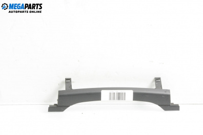 Интериорна пластмаса за Audi A4 Avant B7 (11.2004 - 06.2008), 4+1 вр., комби, позиция: предна