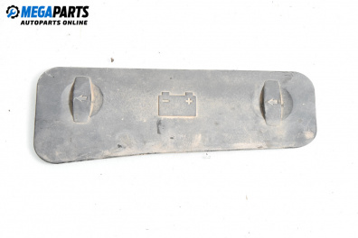 Пластмасов капак за Volkswagen Passat IV Variant B5.5 (09.2000 - 08.2005), 4+1 вр., комби