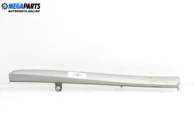 Интериорна лайсна за Hyundai Sonata V Sedan (01.2005 - 12.2010), 4+1 вр., седан