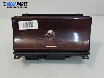 Пепелник за Mercedes-Benz E-Class Sedan (W210) (06.1995 - 08.2003)