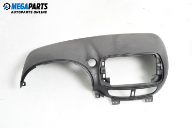 Интериорна пластмаса километраж за Nissan Almera TINO (12.1998 - 02.2006), 4+1 вр., миниван