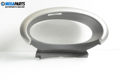 Интериорна пластмаса километраж за Nissan Micra III Hatchback (01.2003 - 06.2010), 2+1 вр., хечбек