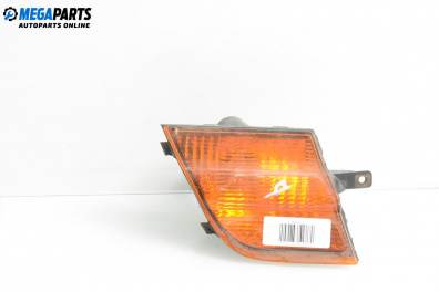 Мигач за Nissan Micra III Hatchback (01.2003 - 06.2010), хечбек, позиция: дясна