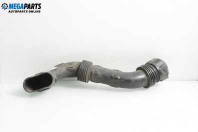 Въздуховод за Renault Clio III Hatchback (01.2005 - 12.2012) 1.2 16V (BR02, BR0J, BR11, CR02, CR0J, CR11), 75 к.с.