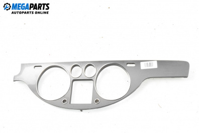 Интериорна пластмаса километраж за Volkswagen Passat V Sedan B6 (03.2005 - 12.2010), 4+1 вр., седан