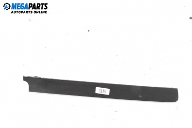 Интериорна лайсна за Volkswagen Passat V Sedan B6 (03.2005 - 12.2010), 4+1 вр., седан