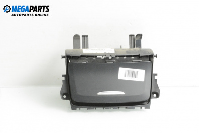 Пепелник за Mercedes-Benz GLA Class SUV (X156) (12.2013 - 02.2020)