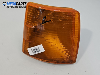 Мигач за Volkswagen Transporter IV Bus (09.1990 - 04.2003), пътнически, позиция: дясна