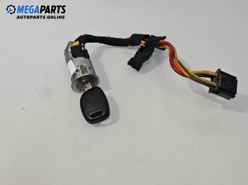 Контактен ключ за Renault Clio II Hatchback (09.1998 - 09.2005)