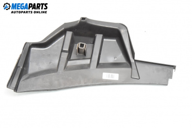 Пластмасова кора за Volkswagen Passat III Variant B5 (05.1997 - 12.2001), 4+1 вр., комби