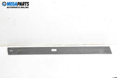 Външни лайсни за Volkswagen Passat III Variant B5 (05.1997 - 12.2001), комби, позиция: лява