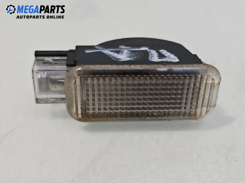 Плафон за Volkswagen Passat III Variant B5 (05.1997 - 12.2001)