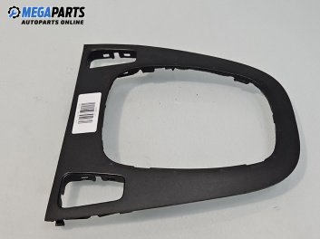 Конзола скоростен лост за Fiat Croma Station Wagon (06.2005 - 08.2011)