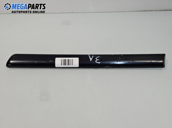 Външни лайсни за Volkswagen Golf IV Hatchback (08.1997 - 06.2005), хечбек, позиция: лява