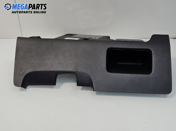 Интериорна пластмаса за Honda CR-V III SUV (06.2006 - 01.2012), 4+1 вр., джип, позиция: предна, № 77302SWAA010AM1