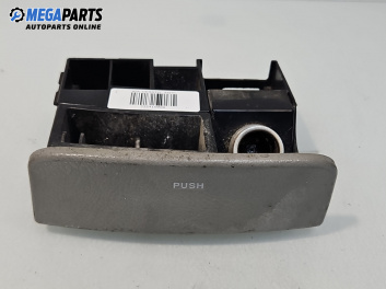 Пепелник за Kia Cerato Sedan I (04.2004 - 12.2009)