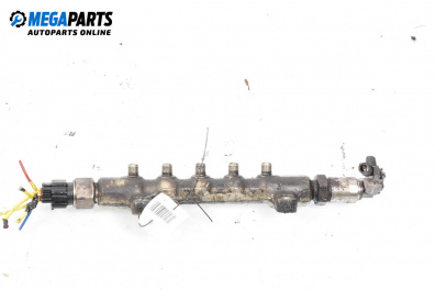 Горивна рейка за Toyota Avensis II Station Wagon (04.2003 - 11.2008) 2.2 D-CAT (ADT251), 177 к.с.