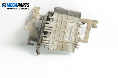 Компютър двигател за Volkswagen Polo Hatchback II (10.1994 - 10.1999) 50 1.0, 50 к.с., № 030906027E