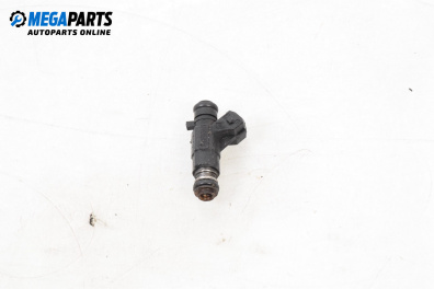 Дюза бензин за Volkswagen Polo Hatchback II (10.1994 - 10.1999) 50 1.0, 50 к.с.