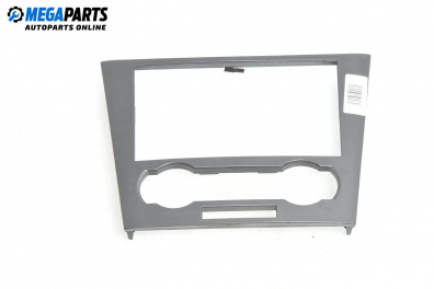 Централна конзола за Chevrolet Epica Sedan (01.2005 - ...)