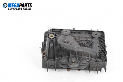 Пластмасов капак за Volkswagen Polo Hatchback IV (10.2001 - 12.2005), 4+1 вр., хечбек