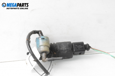 Помпичка за чистачки за Volkswagen Polo Hatchback IV (10.2001 - 12.2005)