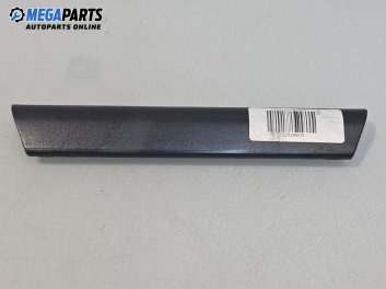 Интериорна лайсна за Opel Astra H Estate (08.2004 - 05.2014), 4+1 вр., комби