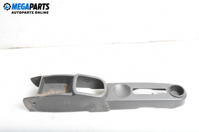 Централна конзола за Chevrolet Kalos Hatchback (T200) (01.2003 - 12.2008)