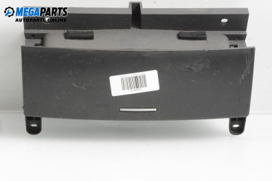 Пепелник за Renault Laguna II Grandtour (03.2001 - 12.2007)